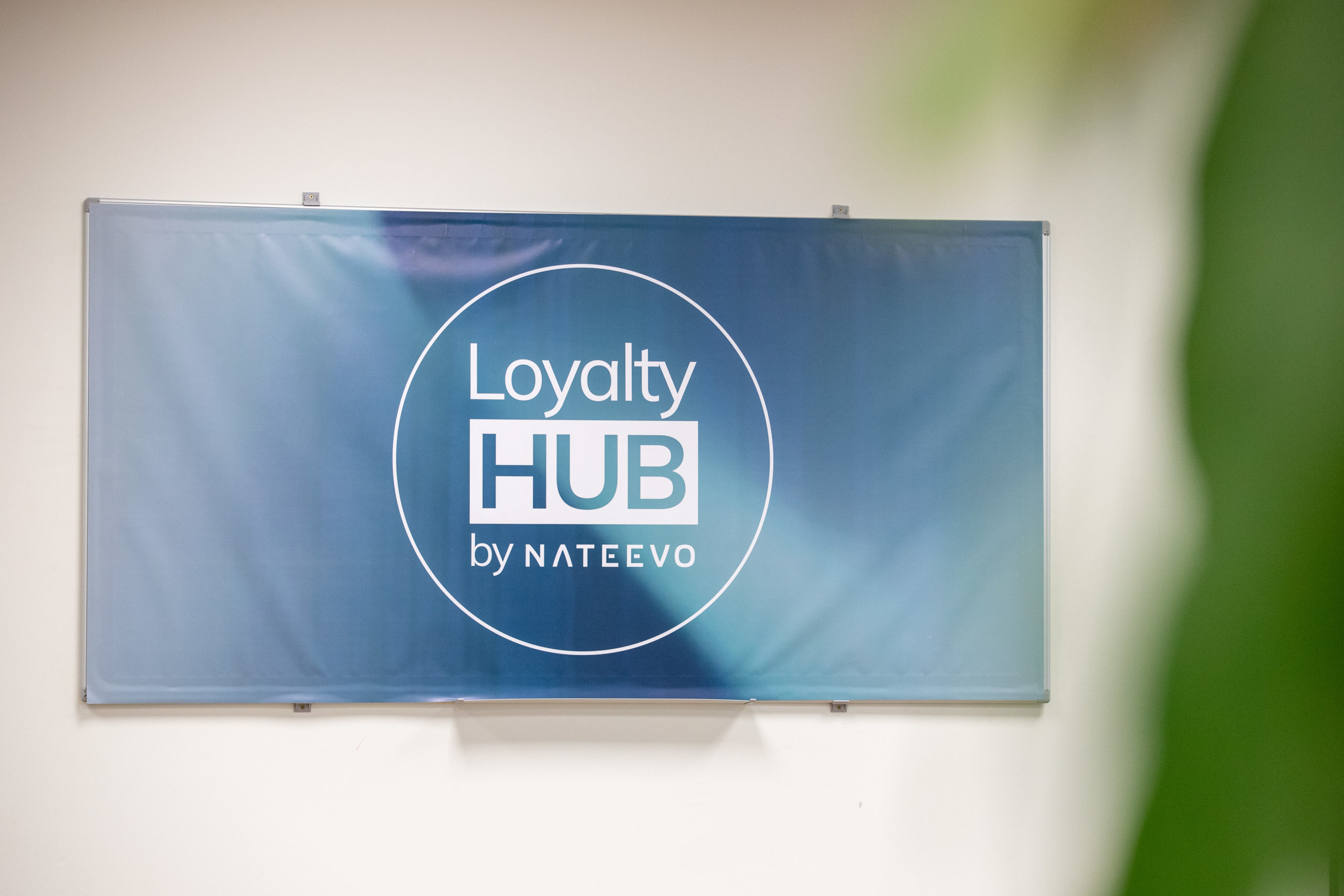 Cartel de Loyalty Hub